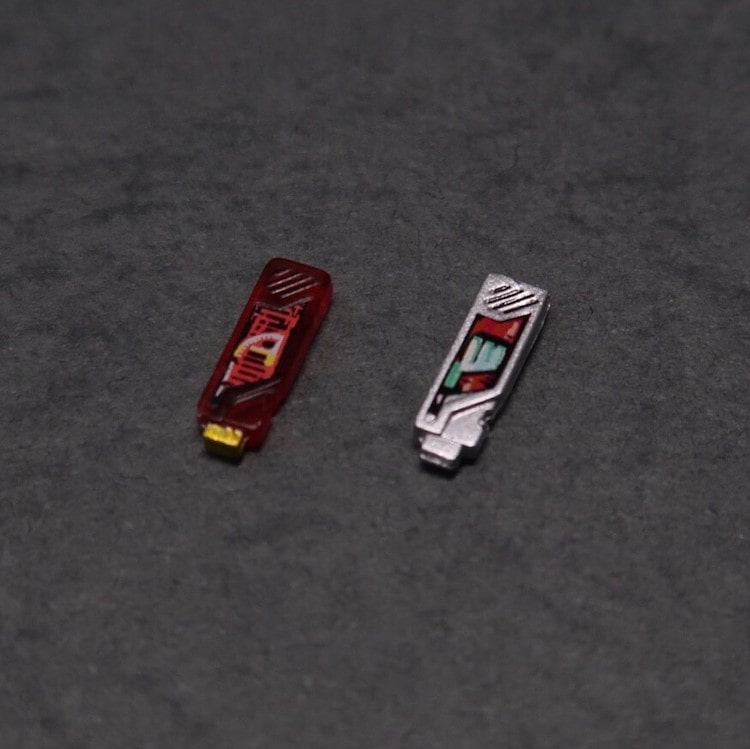 S.H.Figuarts 仮面ライダーアクセルのガイアメモリの写真