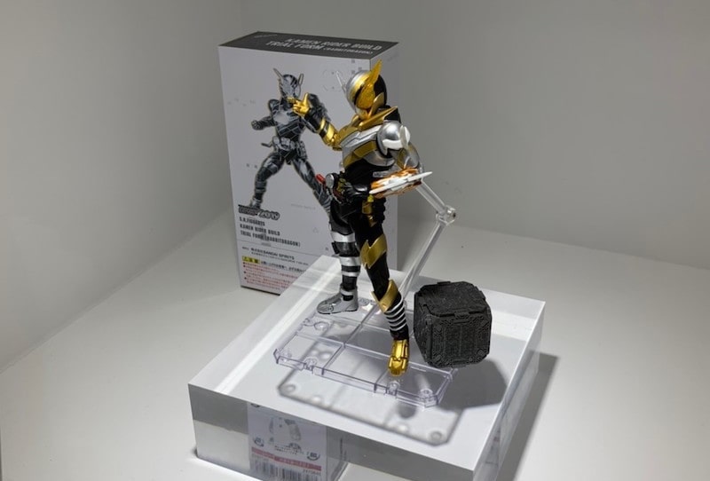 S.H.フィギュアーツ仮面ライダービルド ラビットドラゴンの写真