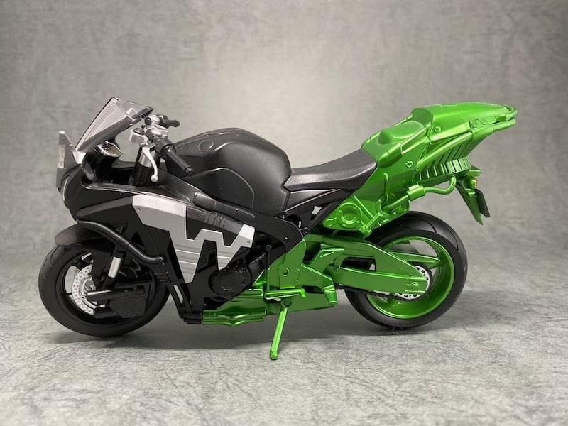 S.H.フィギュアーツ 仮面ライダーダブルのバイク ハードボイルダーの箱の写真