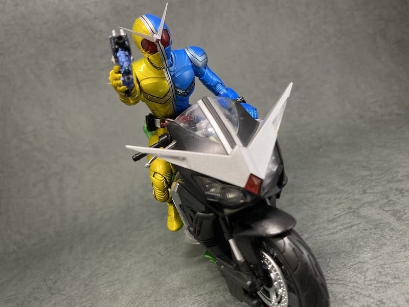 S.H.フィギュアーツ 仮面ライダーダブルのバイク ハードボイルダーの箱の写真