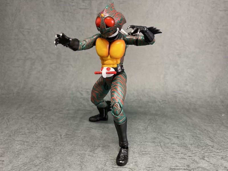 S.H.フィギュアーツ 真骨彫 仮面ライダーアマゾンの写真