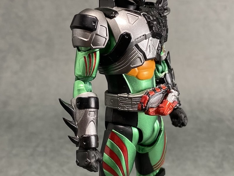 S.H.フィギュアーツ 仮面ライダーアマゾン ニューオメガの写真