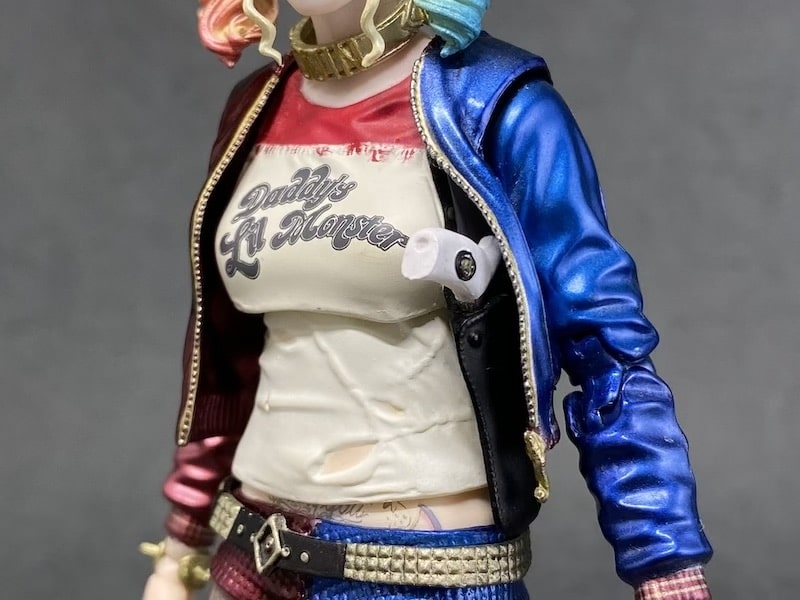 MAFEX ハーレークインのフィギュア写真