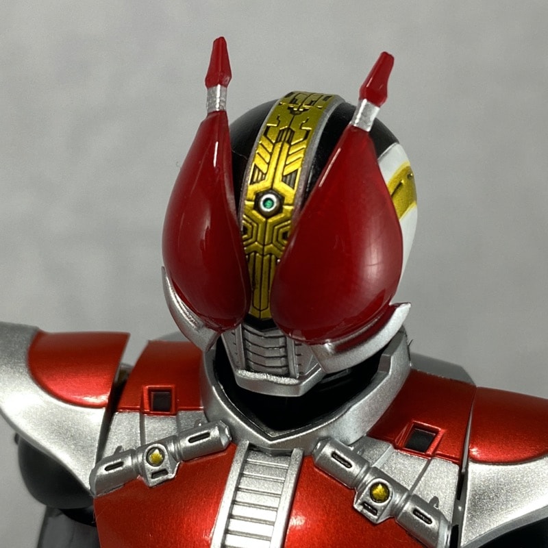 S.H.フィギュアーツ 真骨彫 仮面ライダー電王 ソードフォーム S.H.フィギュアーツ 真骨彫 仮面ライダー電王 ソードフォーム