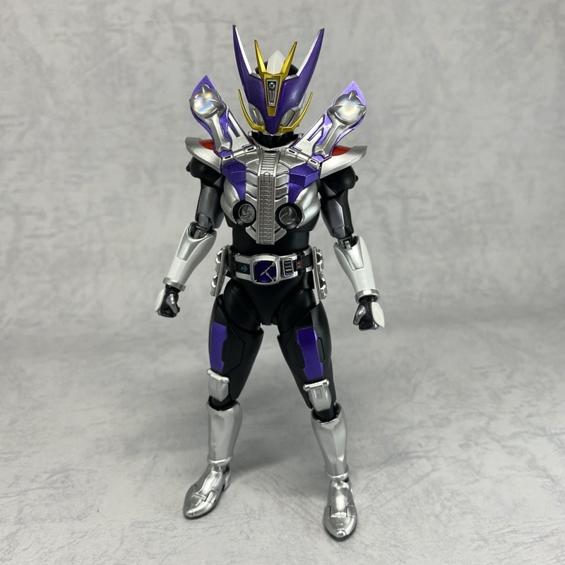 ⭐︎S.H.フィギュアーツ　真骨彫　仮面ライダー電王 ソードフォーム／ガンフォーム Amazon.co.jp: TAMASHII NATIONS S.H.フィギュアーツ 仮面