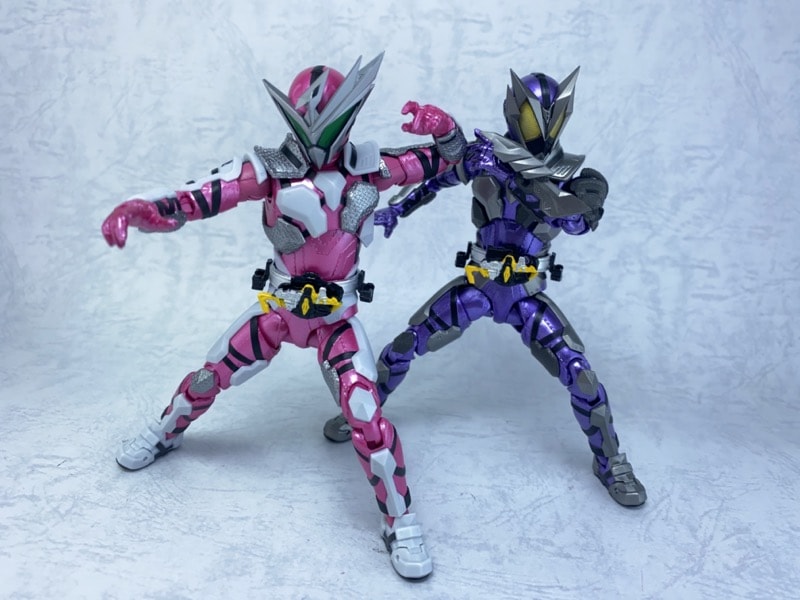 BANDAI - ▼▼BANDAI バンダイ フィギュアーツ Figuarts 仮面ライダー迅 フライングファルコン Amazon.co.jp: S.H.フィギュアーツ 仮面ライダーゼロワン 仮面