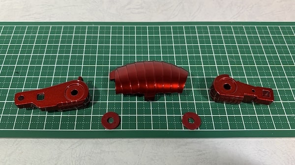 右腕の関節部(反面)