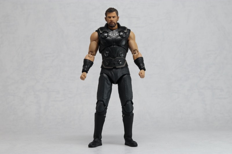 マフェックス製マイティソー MAFEX マイティ・ソー（インフィニティ・ウォー版）レビュー