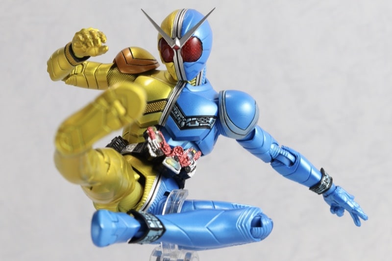S.H.フィギュアーツ 真骨彫 仮面ライダーダブル ルナトリガー