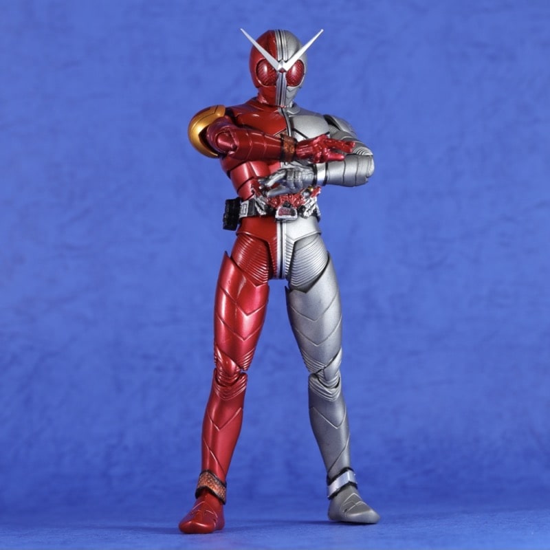 S.H.フィギュアーツ 真骨彫 仮面ライダーダブル ヒートメタル